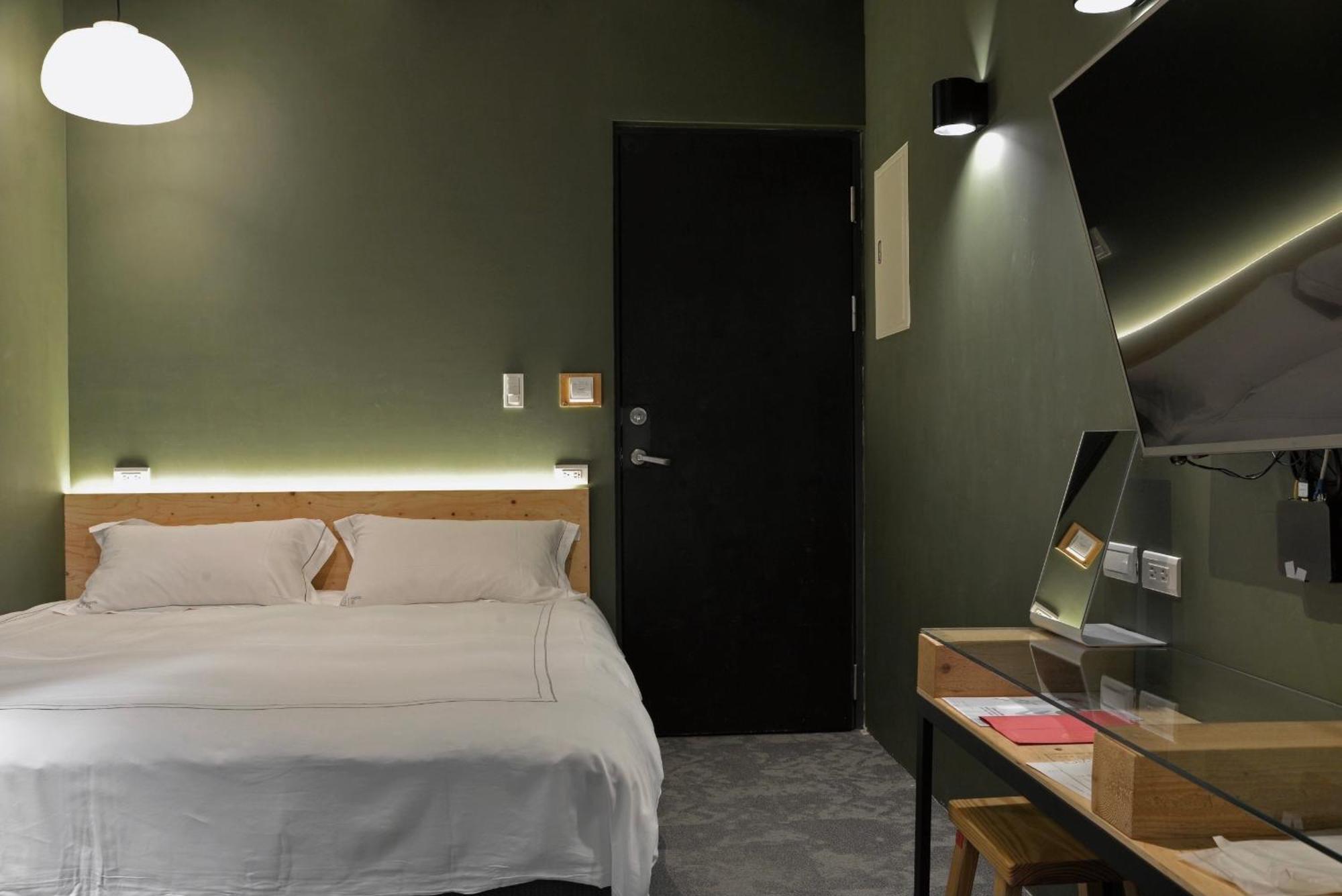 Si Hotel Тайчжун Экстерьер фото